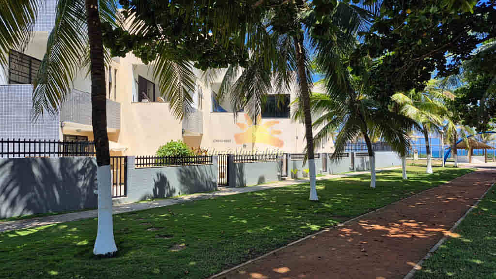Alugo village triplex com cobertura, 4 quartos, vista mar e a 20m da praia do Flamengo, Salvador.