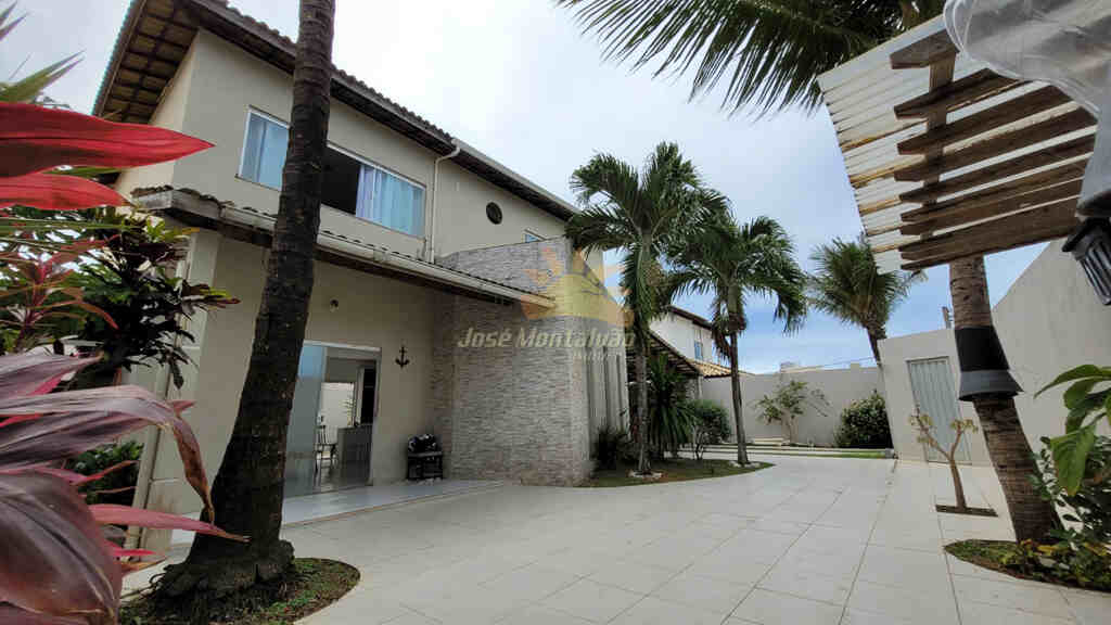 For Sale! Beautiful independent house with 4 bedrooms, Praia do Flamengo, Salvador, Bahia.