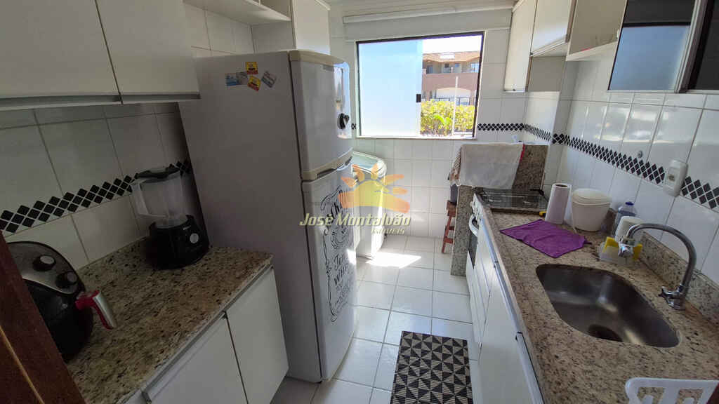 Vendo duplex com cobertura gourmet e 2 suítes, na Praia de Stella Maris, Salvador.