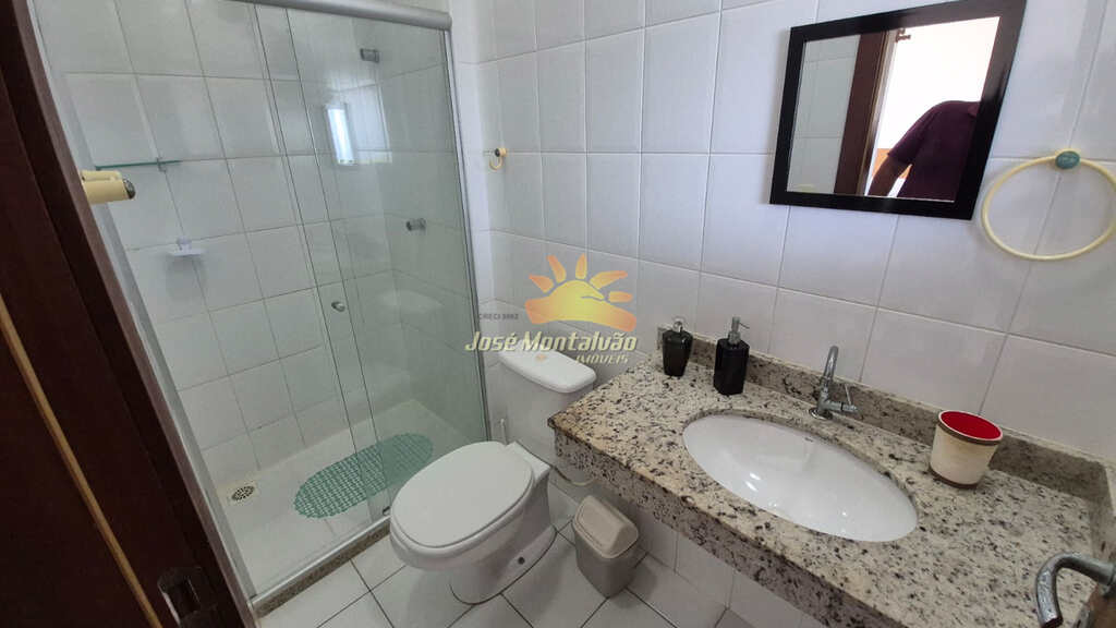 Vendo duplex com cobertura gourmet e 2 suítes, na Praia de Stella Maris, Salvador.