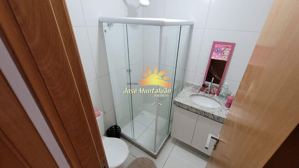 Alugo apartamento térreo mobiliado de 2 Quartos, Praia do Flamengo, Salvador, Bahia.