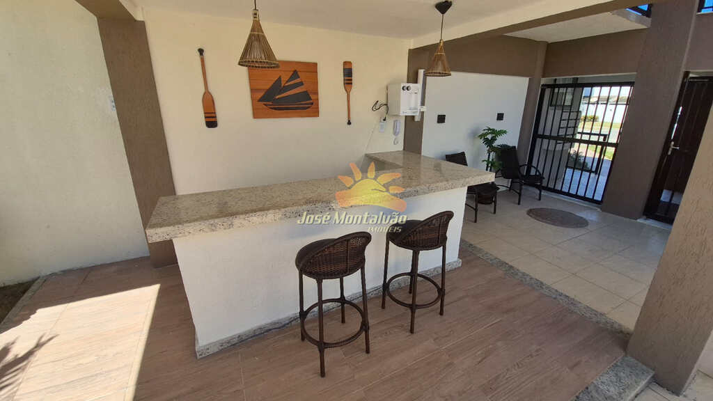 Vendo duplex com cobertura gourmet e 2 suítes, na Praia de Stella Maris, Salvador.