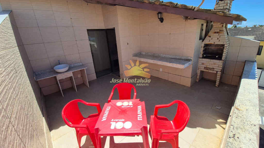 Alugo duplex com cobertura gourmet e 2 suítes, na Praia de Stella Maris, Salvador.