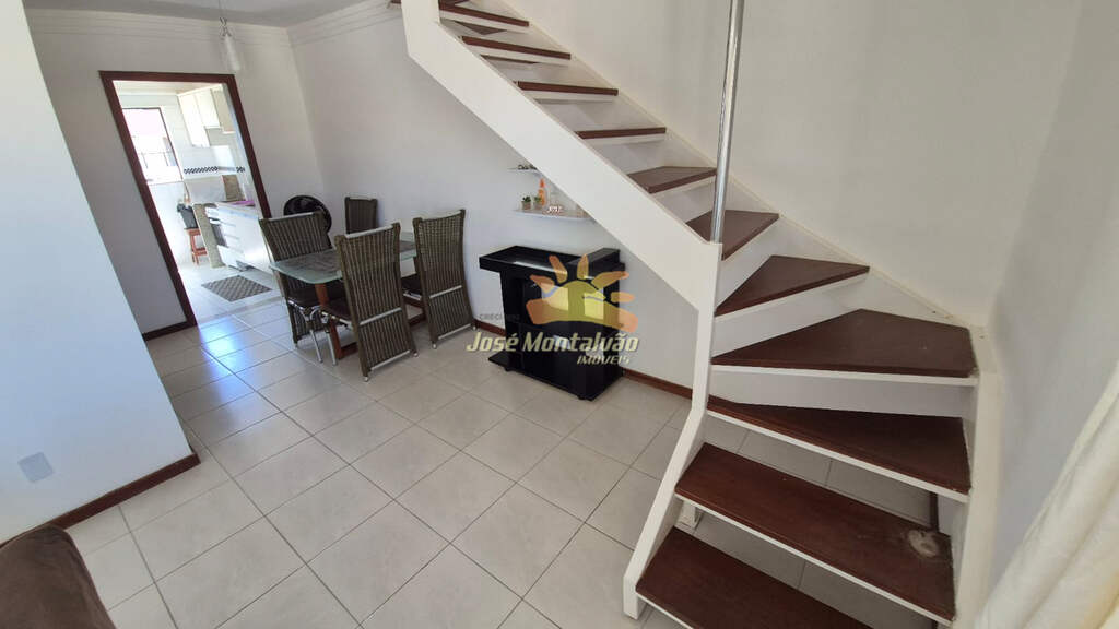 Vendo duplex com cobertura gourmet e 2 suítes, na Praia de Stella Maris, Salvador.