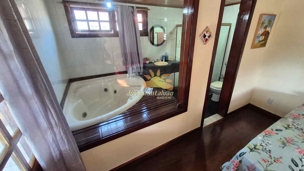 Vendo Casa 5 quartos em Vilas do Atlântico, Bahia.