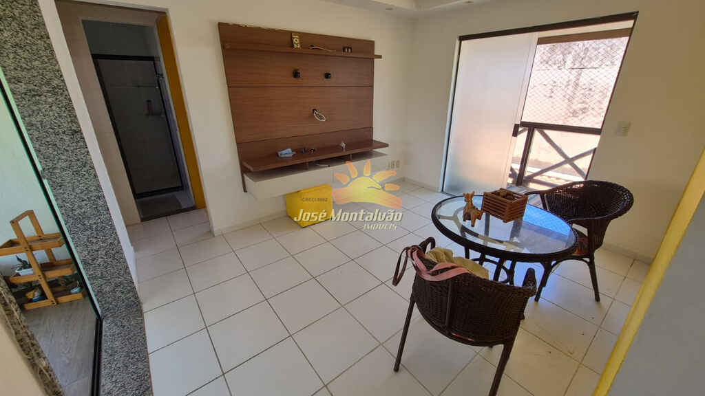 Vendo apartamento de 1 quarto e sala na Praia do Flamengo, Salvador.