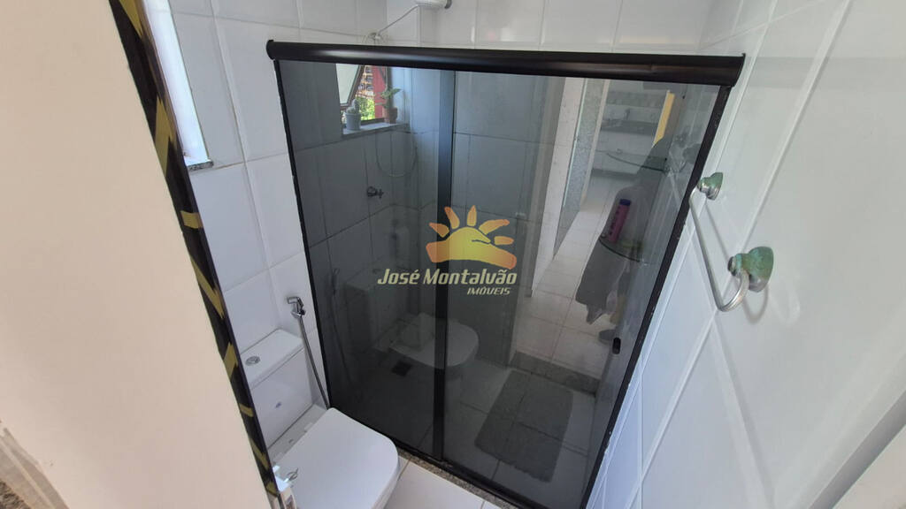 Vendo apartamento de 1 quarto e sala na Praia do Flamengo, Salvador.
